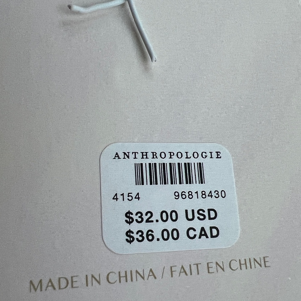 Anthropologie Gold and White Après-Ski Key Holder - Picture 9 of 11